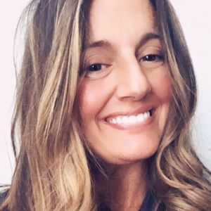 Meet your Posher, Eileen